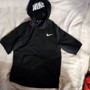 Short sleeve hooded Nike shirt